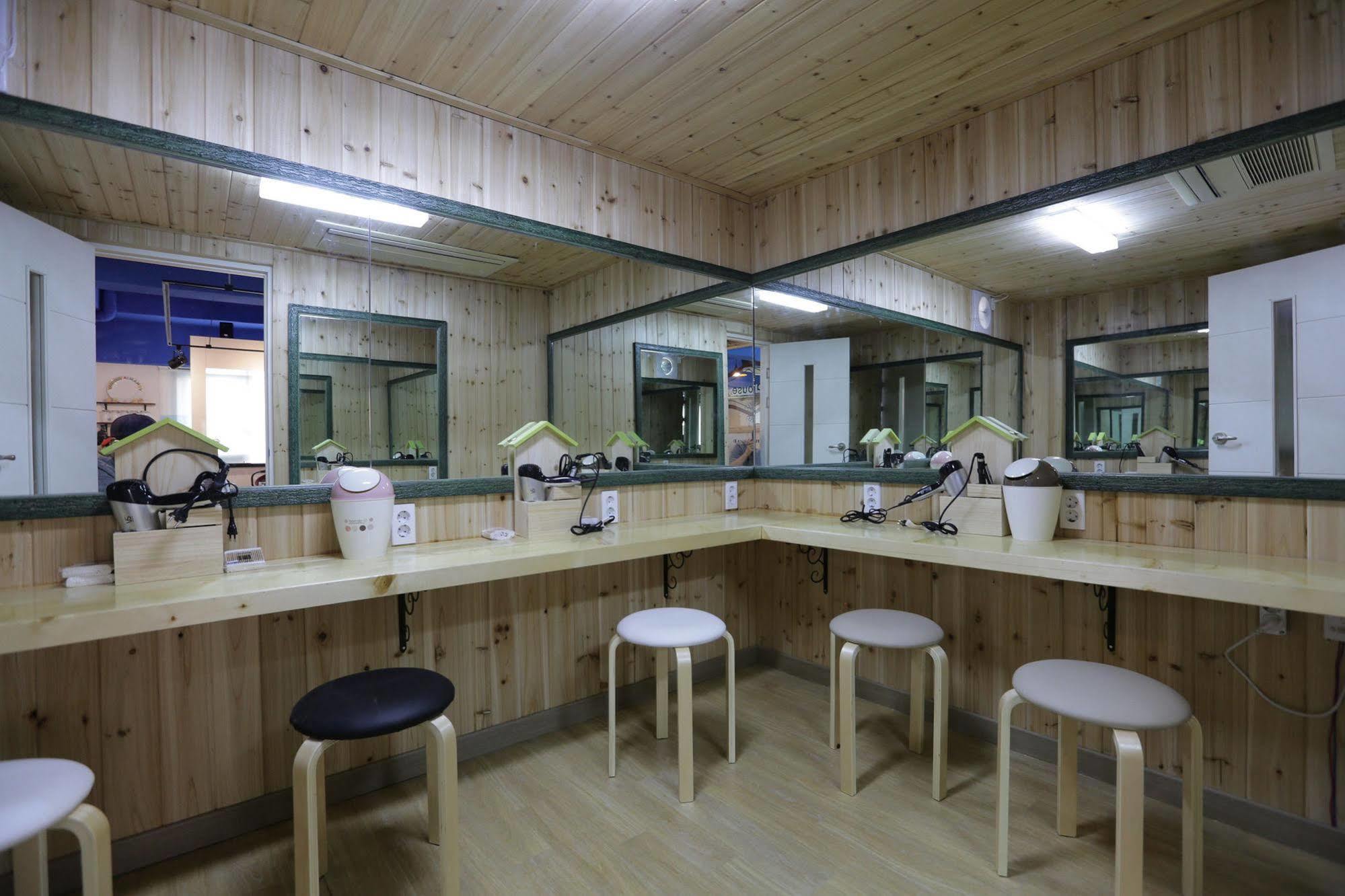 גנגנאונג Chunja Guesthouse מראה חיצוני תמונה