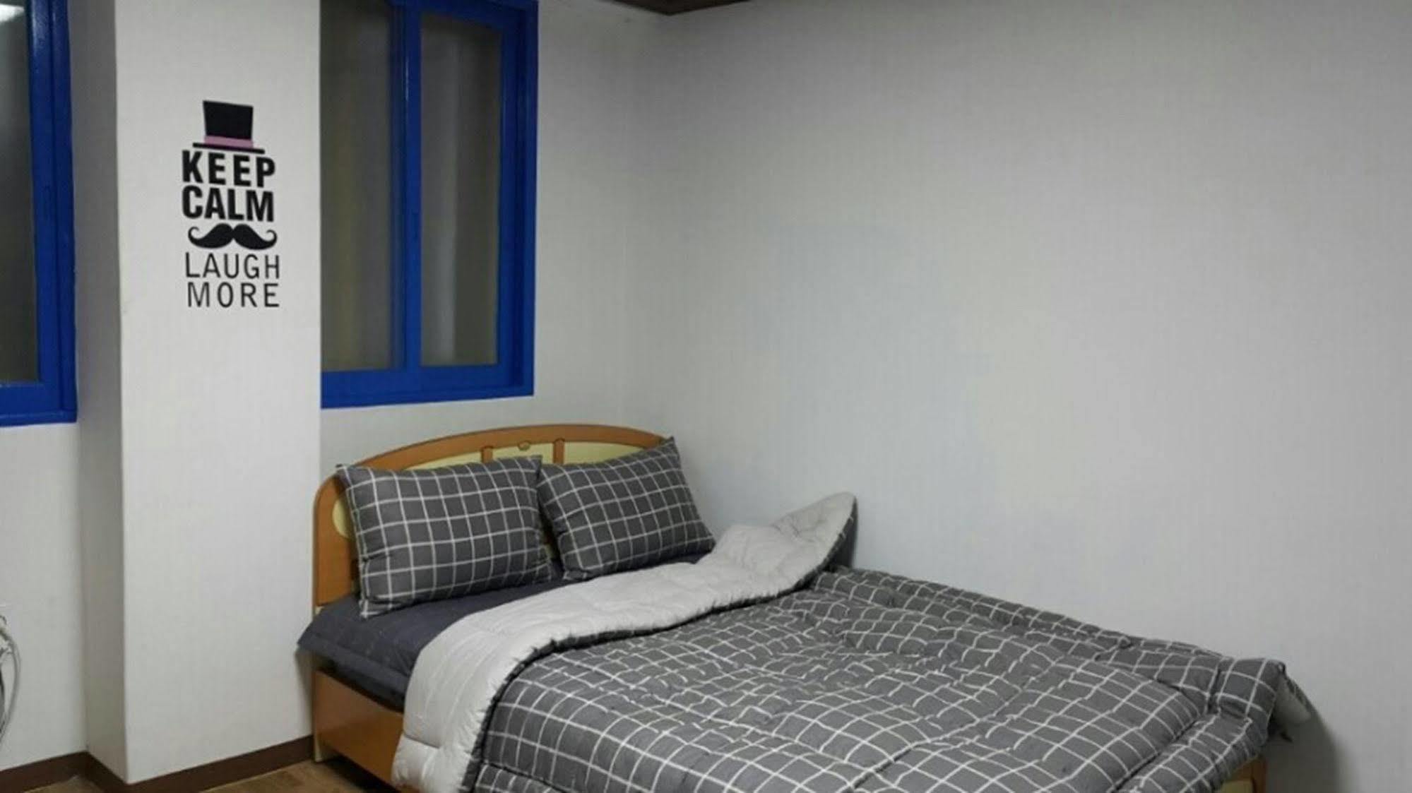 גנגנאונג Chunja Guesthouse מראה חיצוני תמונה