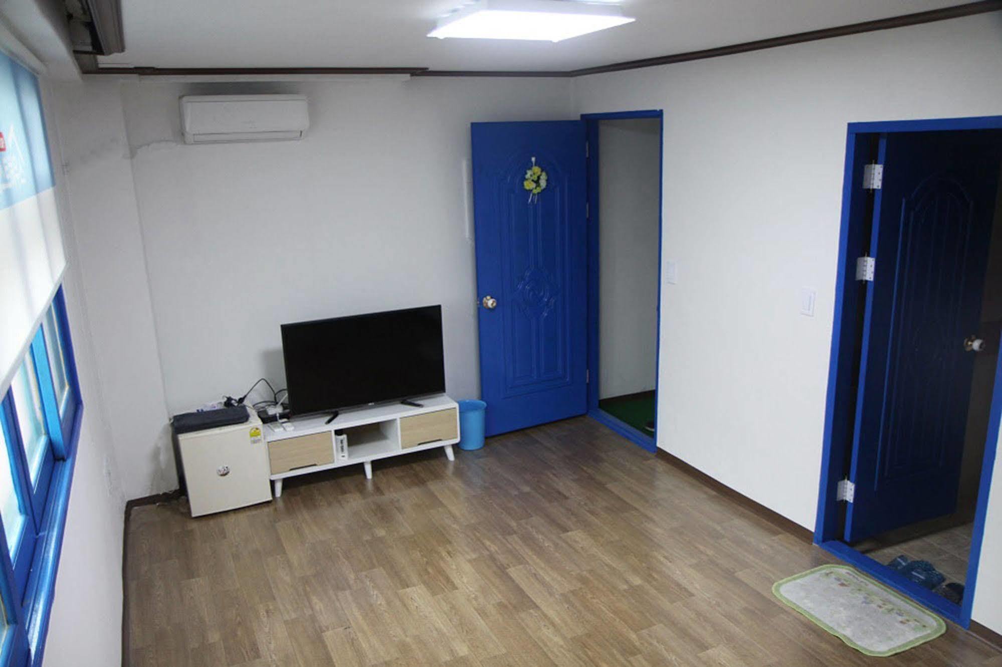 גנגנאונג Chunja Guesthouse מראה חיצוני תמונה