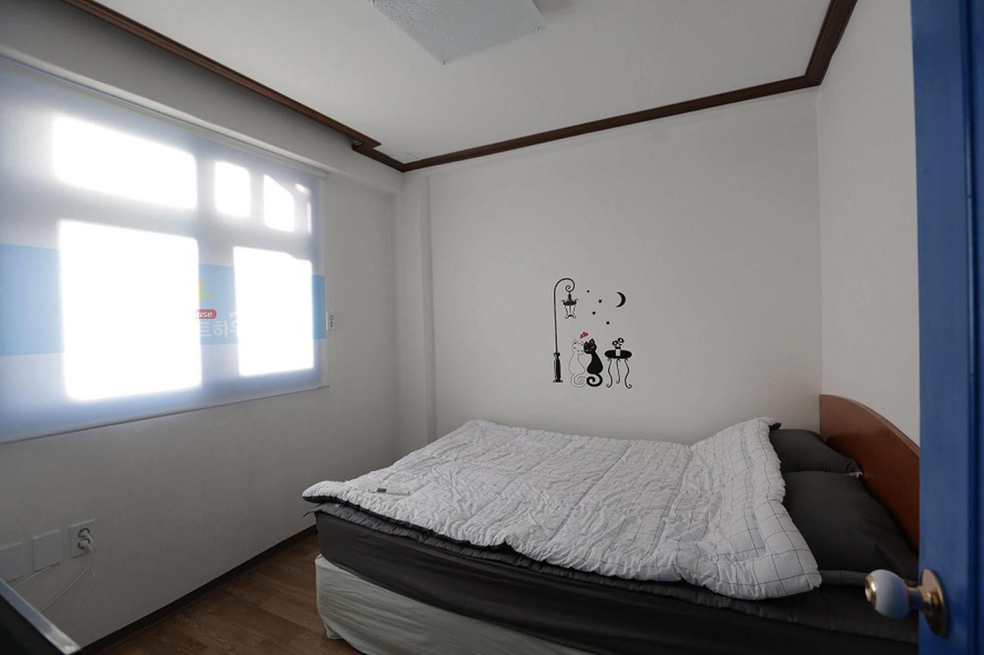 גנגנאונג Chunja Guesthouse מראה חיצוני תמונה